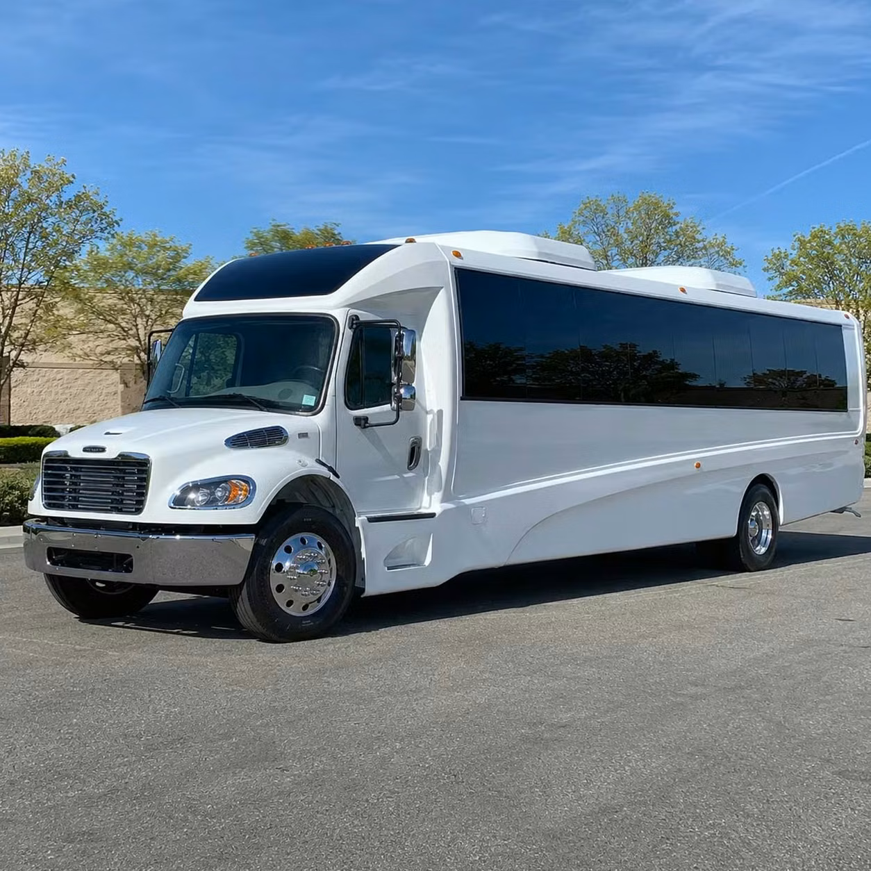 englewood 28 passenger minibus rental