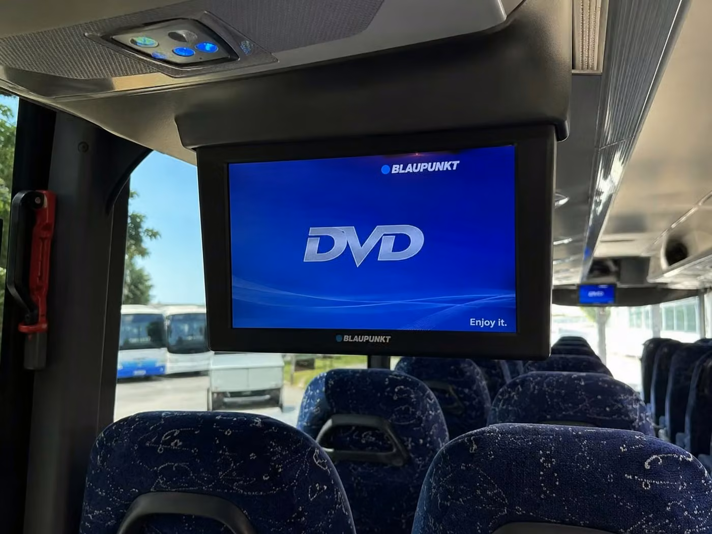 englewood 56 passenger charter bus tvs