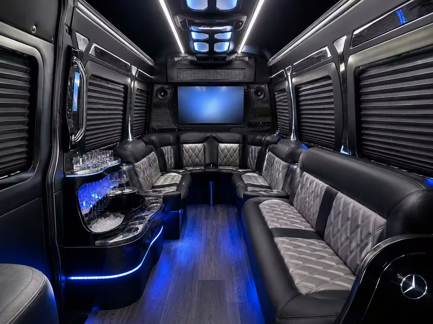 englewood bus rentals for any type of group