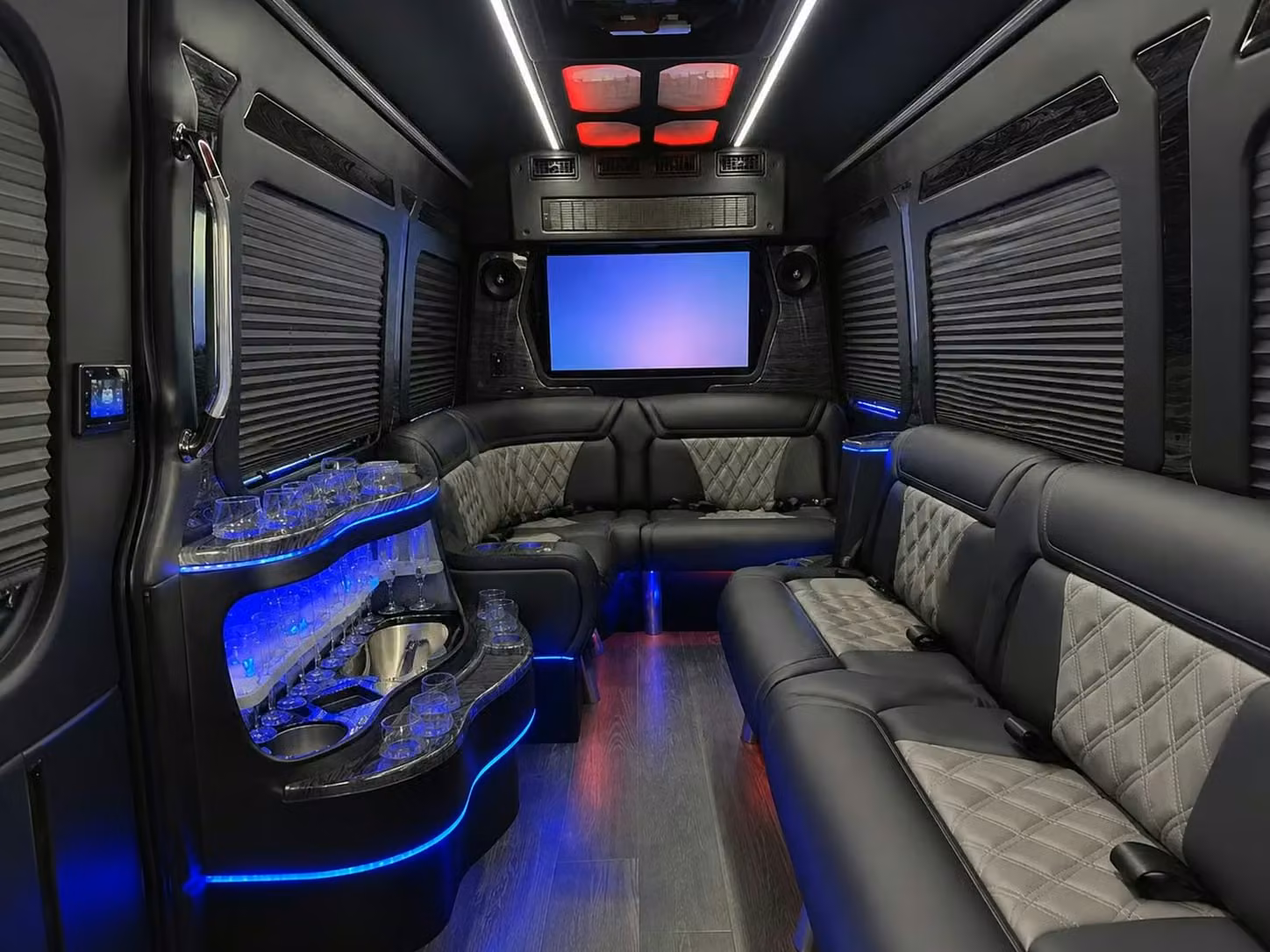 englewood party buses for birthdays anniversaries and nights out